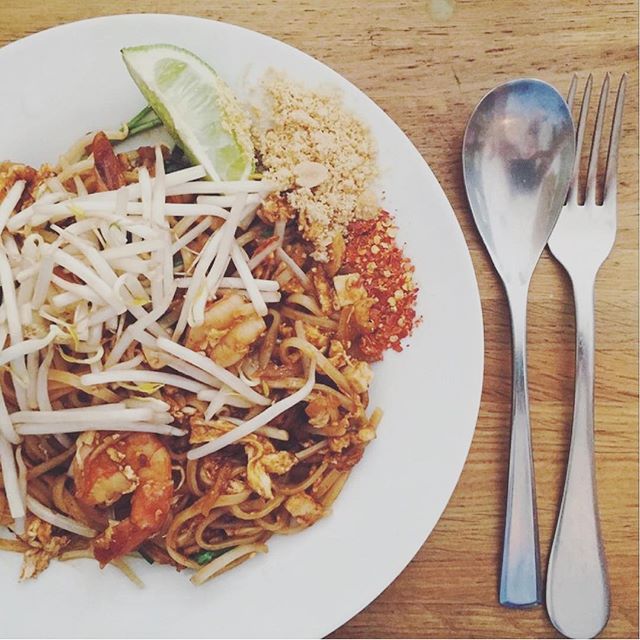 Ce midi c'est Pad Thaï ! Savoureux et sans gluten chez Kapunka Montorgueil 😛🍴👌🏻 #kapunka #kapunkaparis #kapunkamontorgueil #thai #thaifood #glutenfree #nogluten #eatwell #eatgood #healthy #instafood #padthai #thailand #paris #bestplace